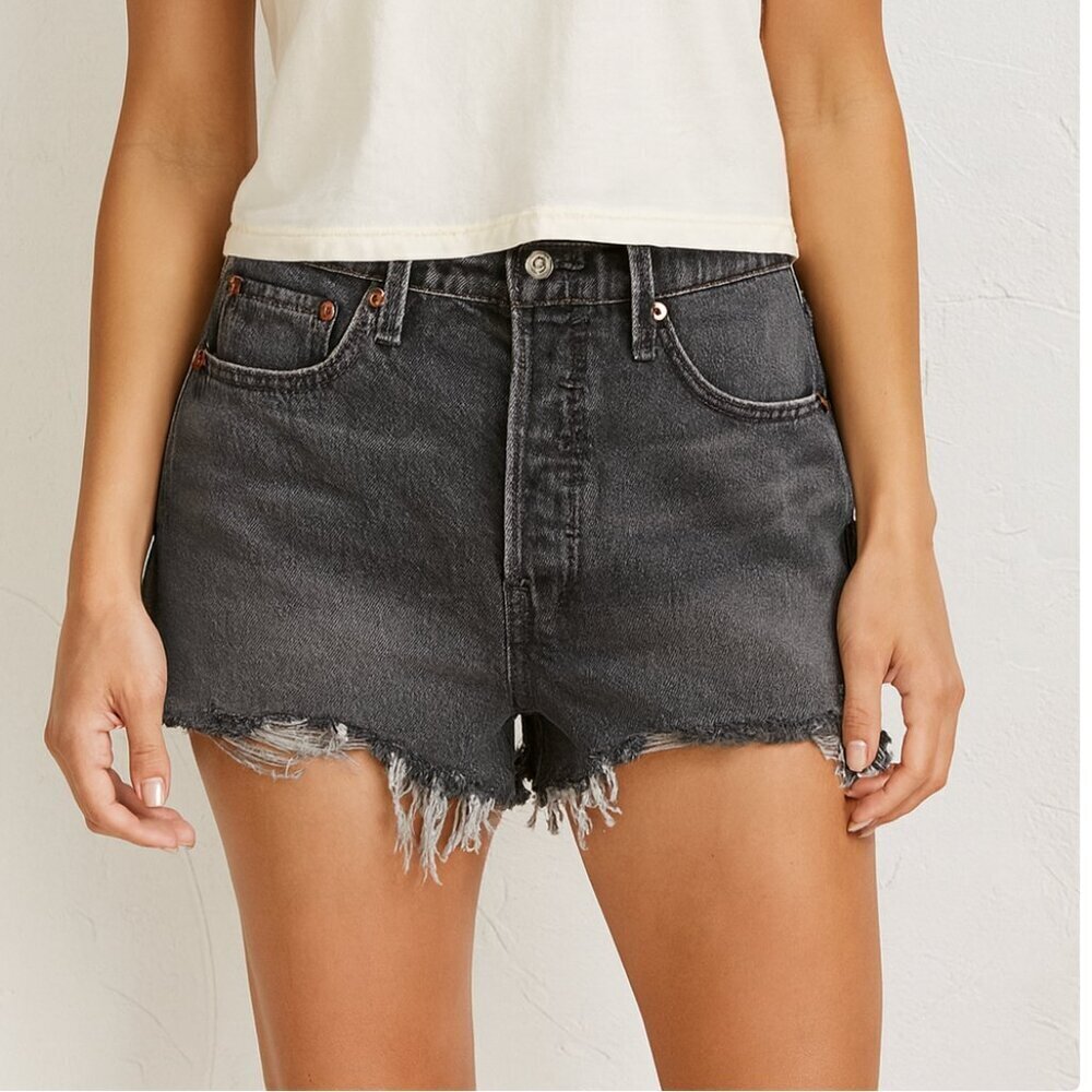 Levi’s 501 High Rise Distressed Denim Cutoff Shorts Black Gray Frayed Hem